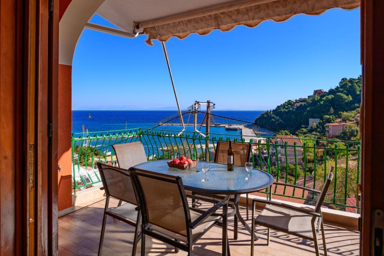 Golden Flower'S Apartment Poros  Exterior photo