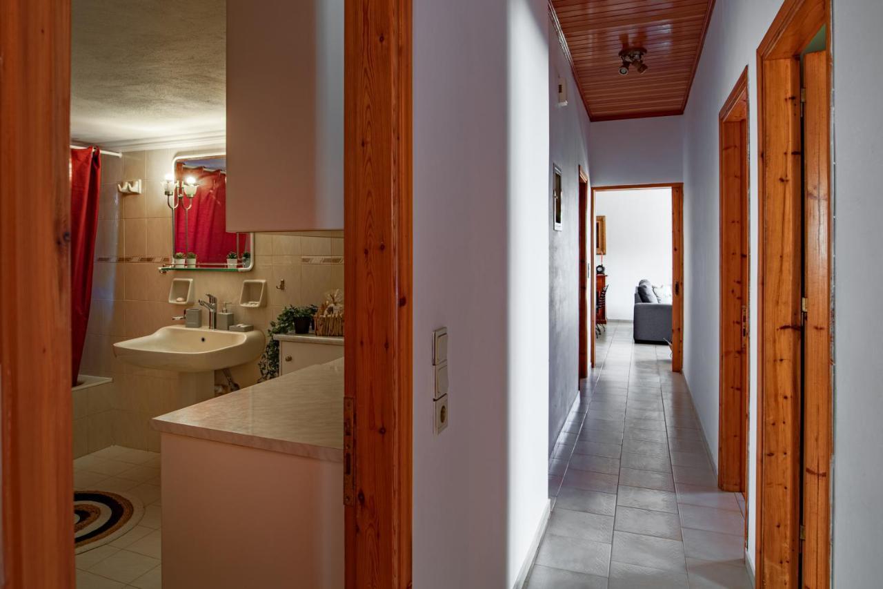 Golden Flower'S Apartment Poros  Exterior photo