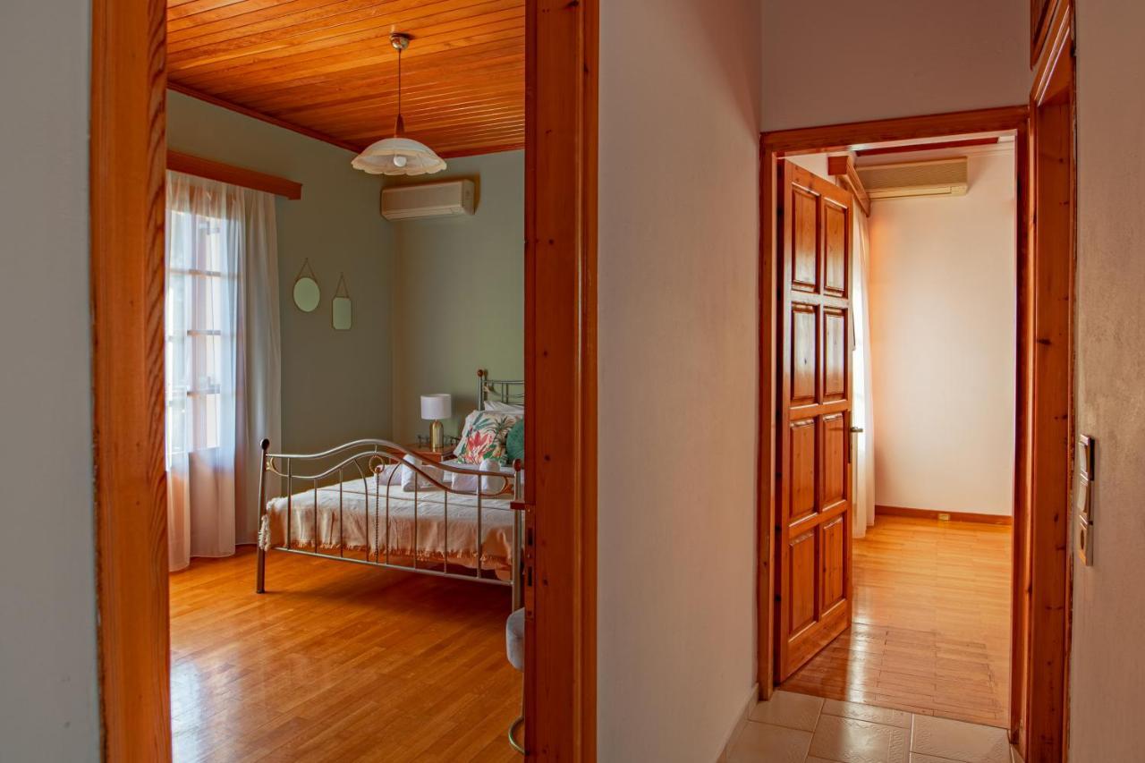 Golden Flower'S Apartment Poros  Exterior photo